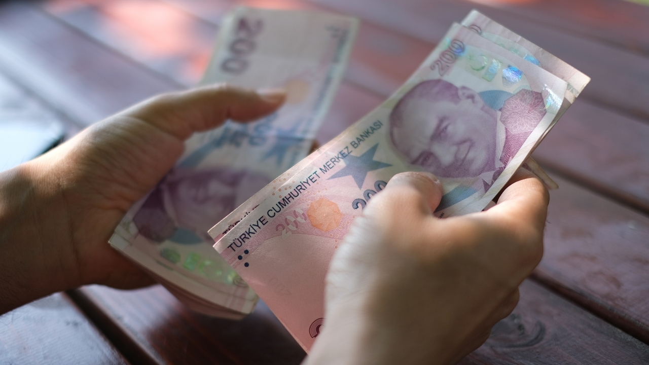 İcra dosyaları zirvede Türkiye’de 10 kişiden 7’si borçlu