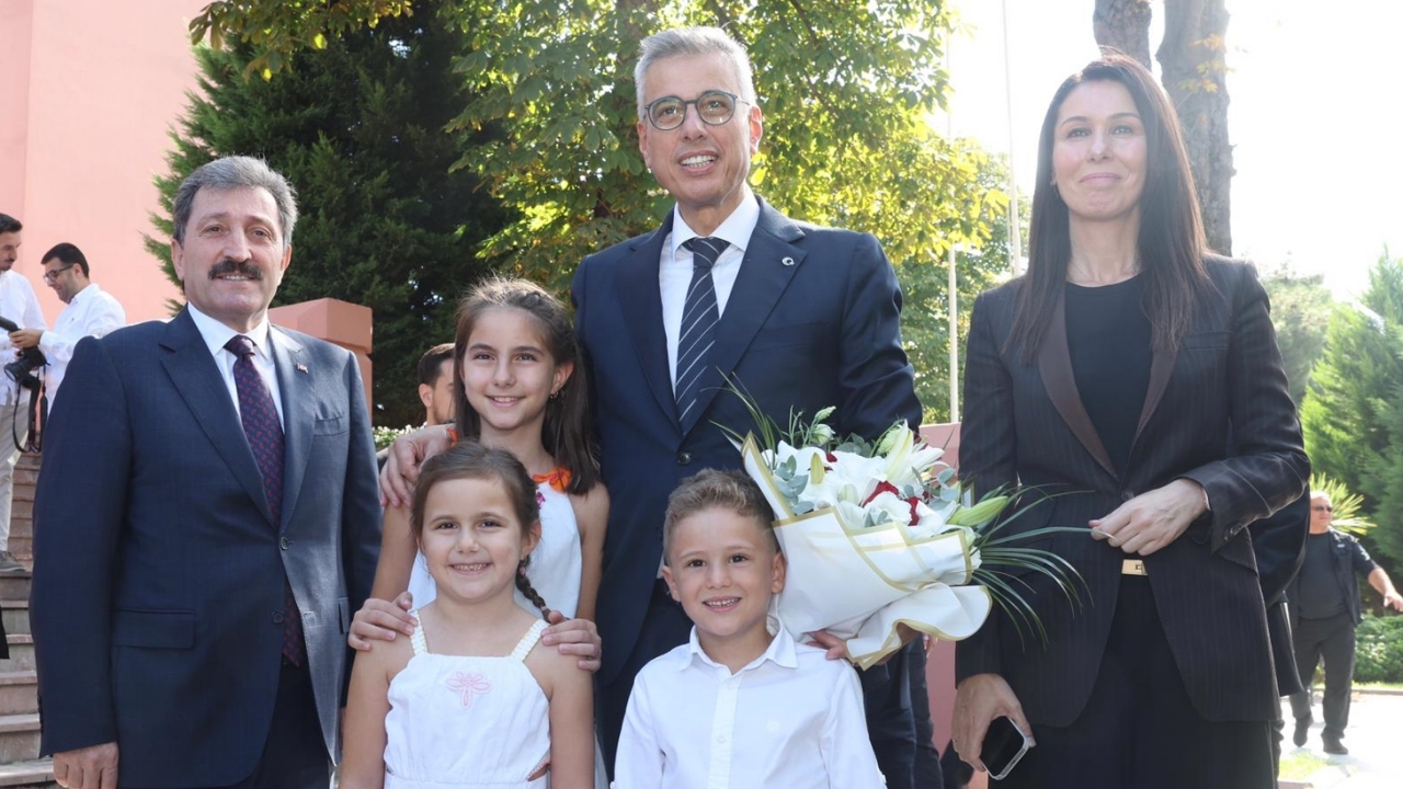 Bakan Memişoğlu “Eylül ayında 17 bin hekim dışı sağlık personeli alacağız