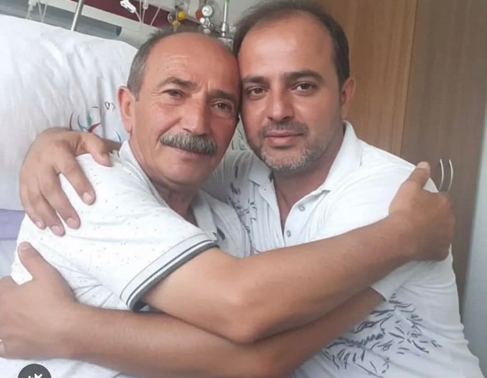 Gazeteci̇ Özgürün Bab Acisi