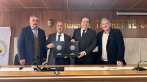 7316e42e741e23b3b939b0d3fe665d3e Artvin Ticaret Borsasi ile Ardahan Ticaret ve Sanayi Odasi Kardes oda oldu