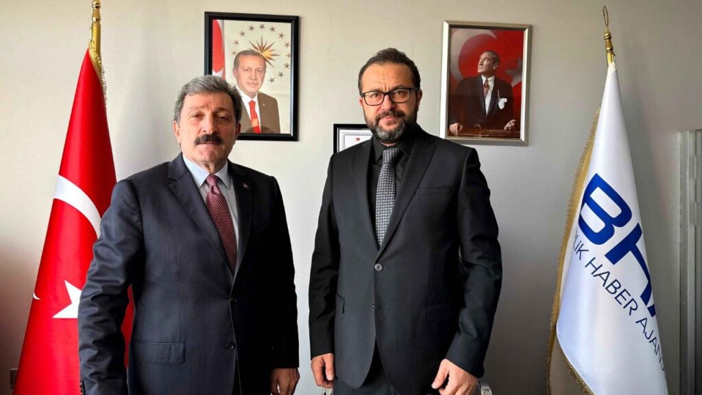 F0cb551c68873f818a3be4856b600b56 Samsun Valisi Orhan Tavlidan Gazeteci Said Cetintasa anlamli ziyaret