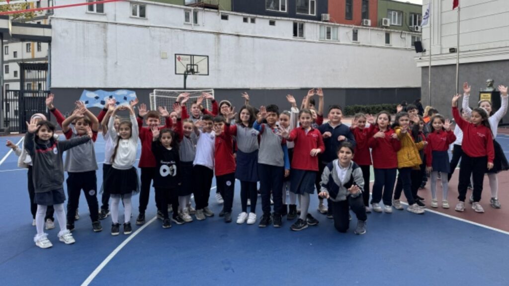 9d0374d5d372dfabb9106166ab2d805c Okullarda ilk ara tatil basladi